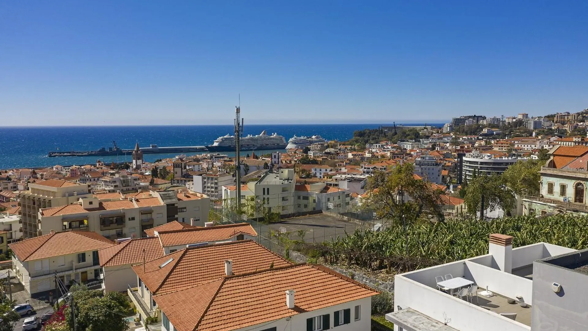 Rooftop Funchal - By Wehost Apartmán Funchal (Madeira)